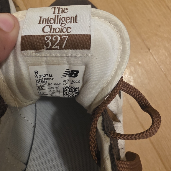 New Balance Brown and White Sneakers - Picture 6 of 6